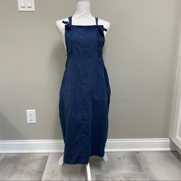 Hayden Los Angeles Navy Blue Apron Dress - Picture 2 of 7